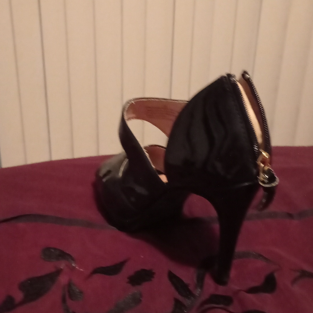 Shoes - Picture 2 of 2